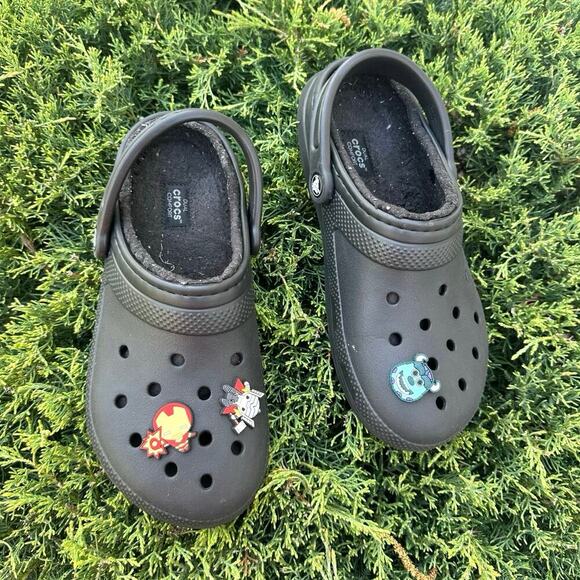 Crocs Classic‎ Lined Clogs With Charms Unisex Size M7 W9 Black Sandals - Picture 5 of 15